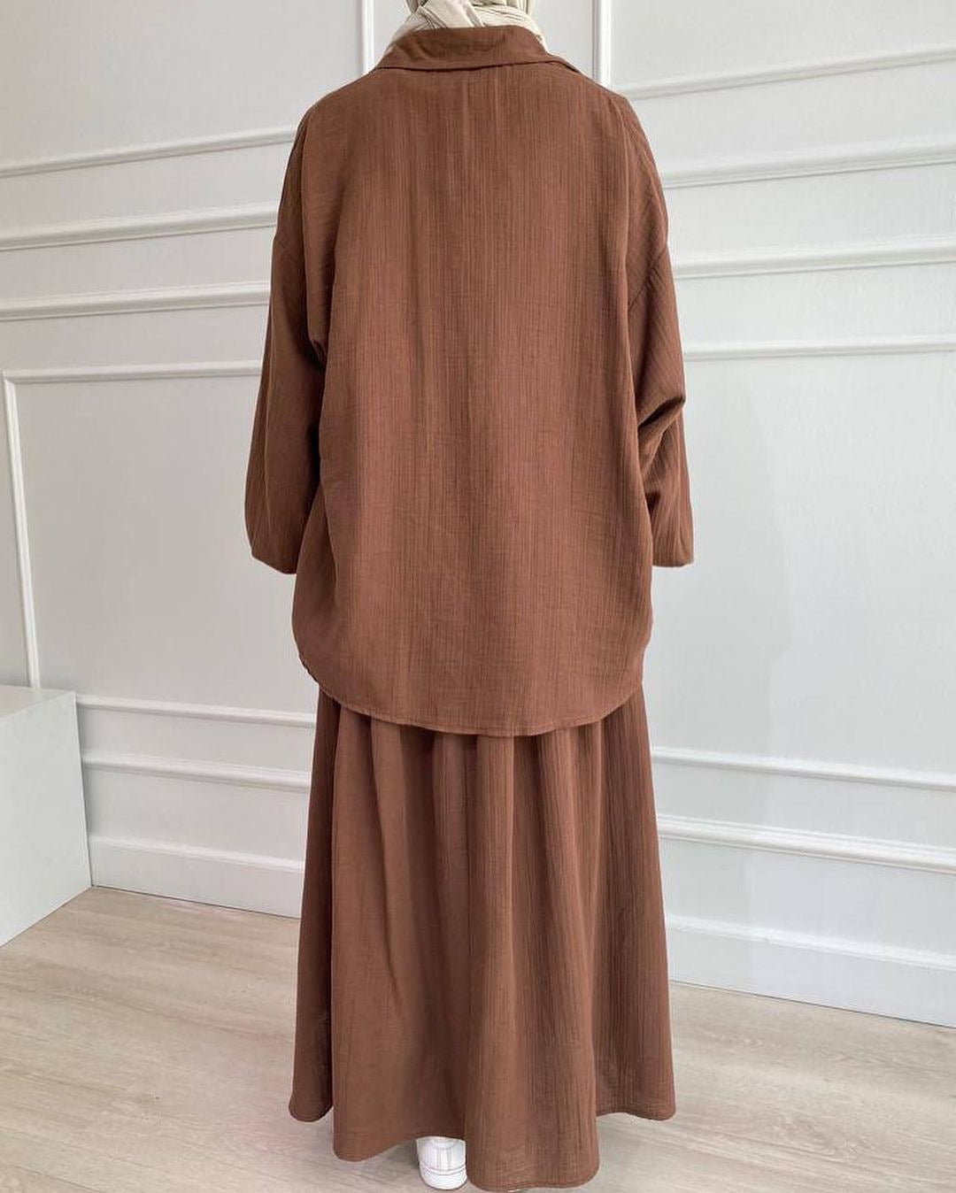 Puff sleeve blouse and skirt