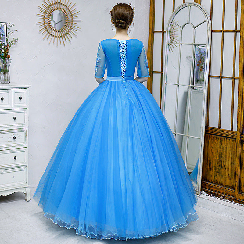Formal dress for art examination music stage