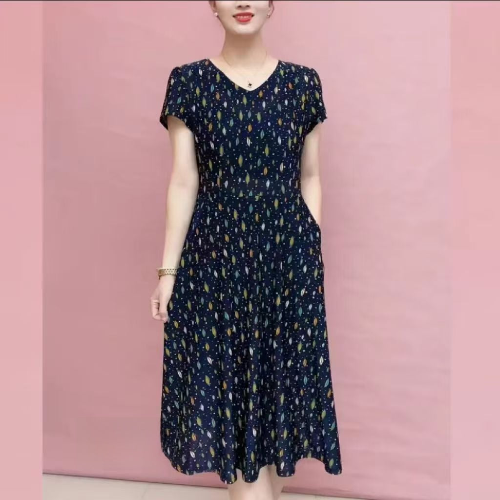 A loose MIDI dress that covers the belly