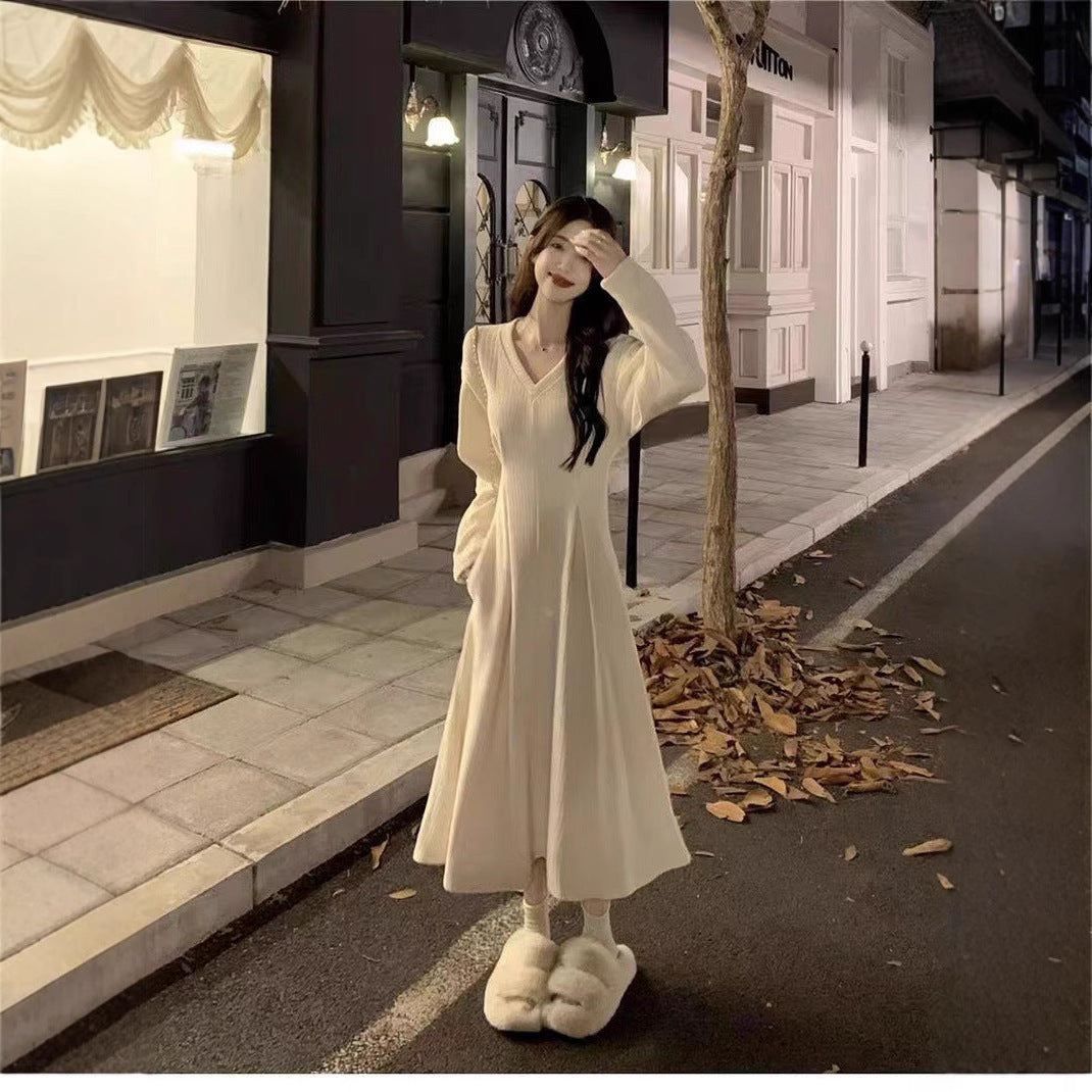 White V-neck Inner Wear Base Knitted Dress Sweater Women's