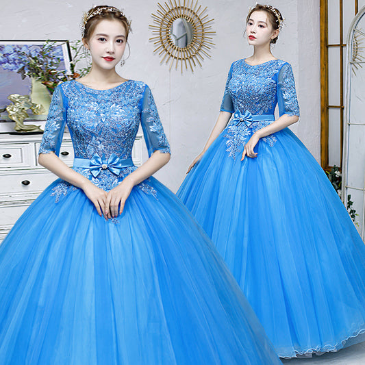 Formal dress for art examination music stage