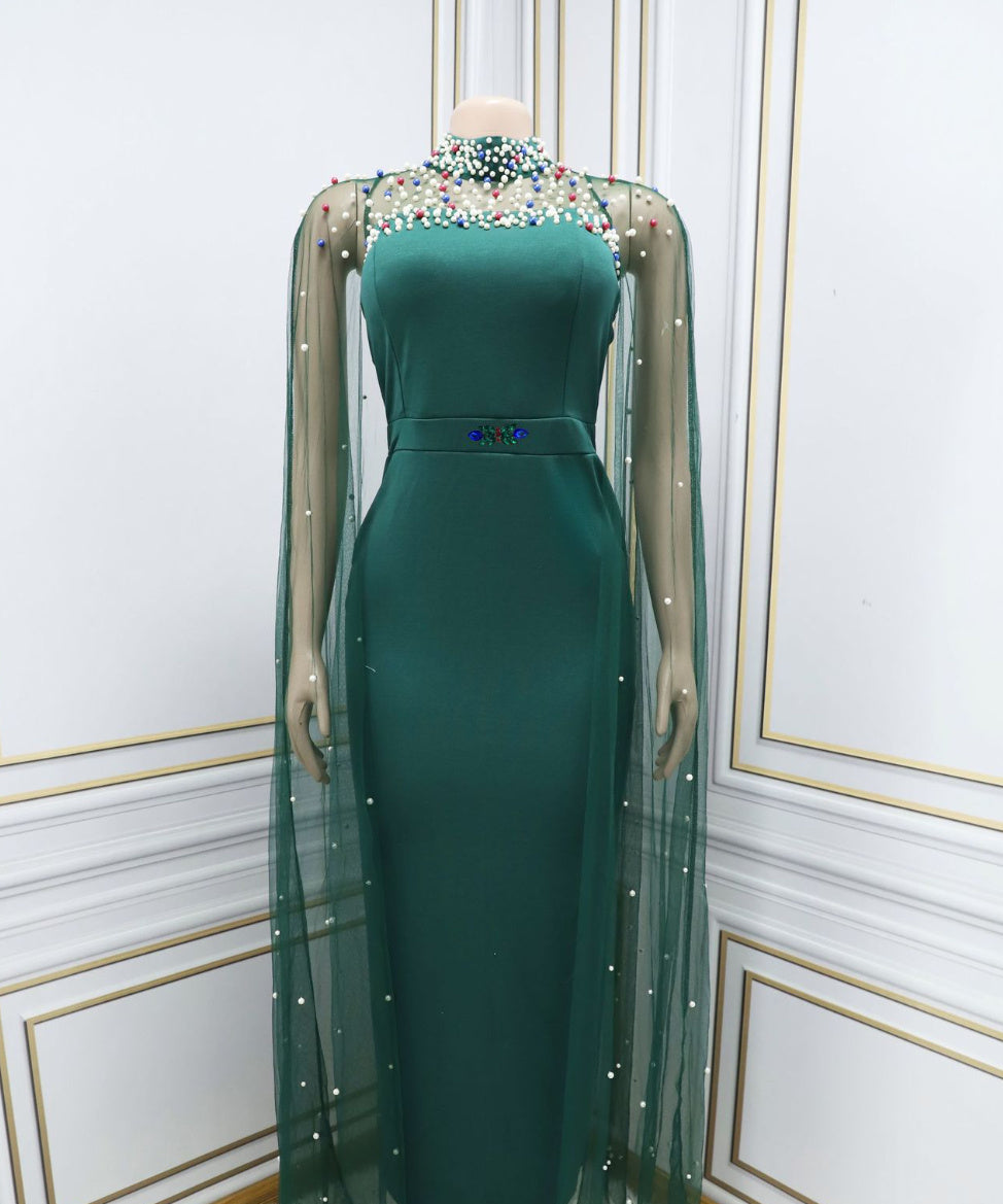 A Fashionable And Personalized Saudi Dress For Women