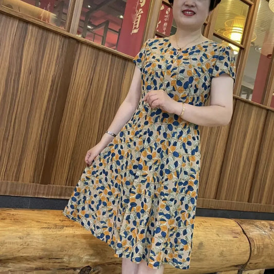 A loose MIDI dress that covers the belly