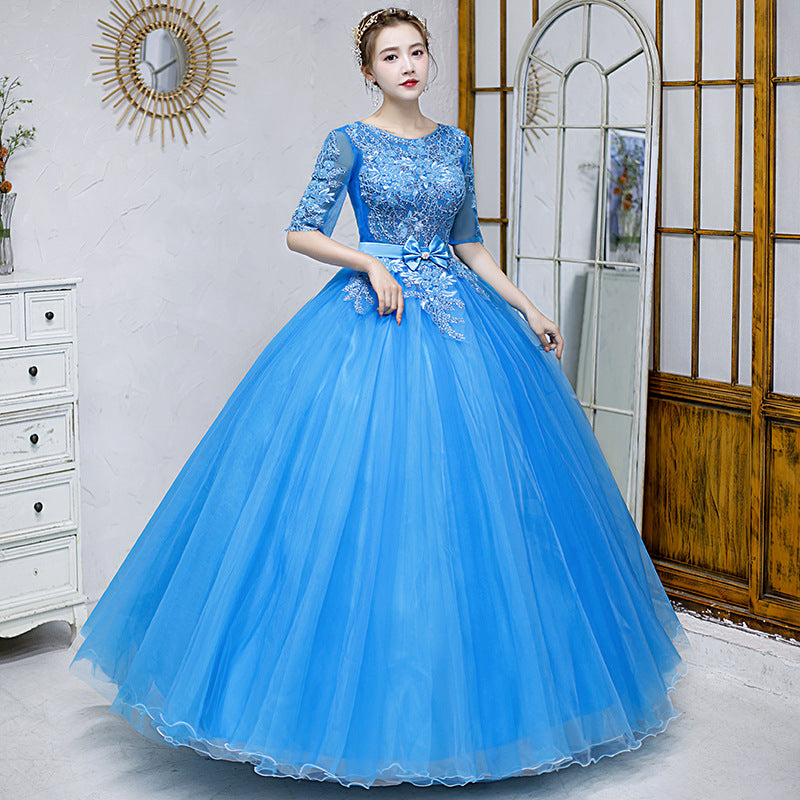 Formal dress for art examination music stage