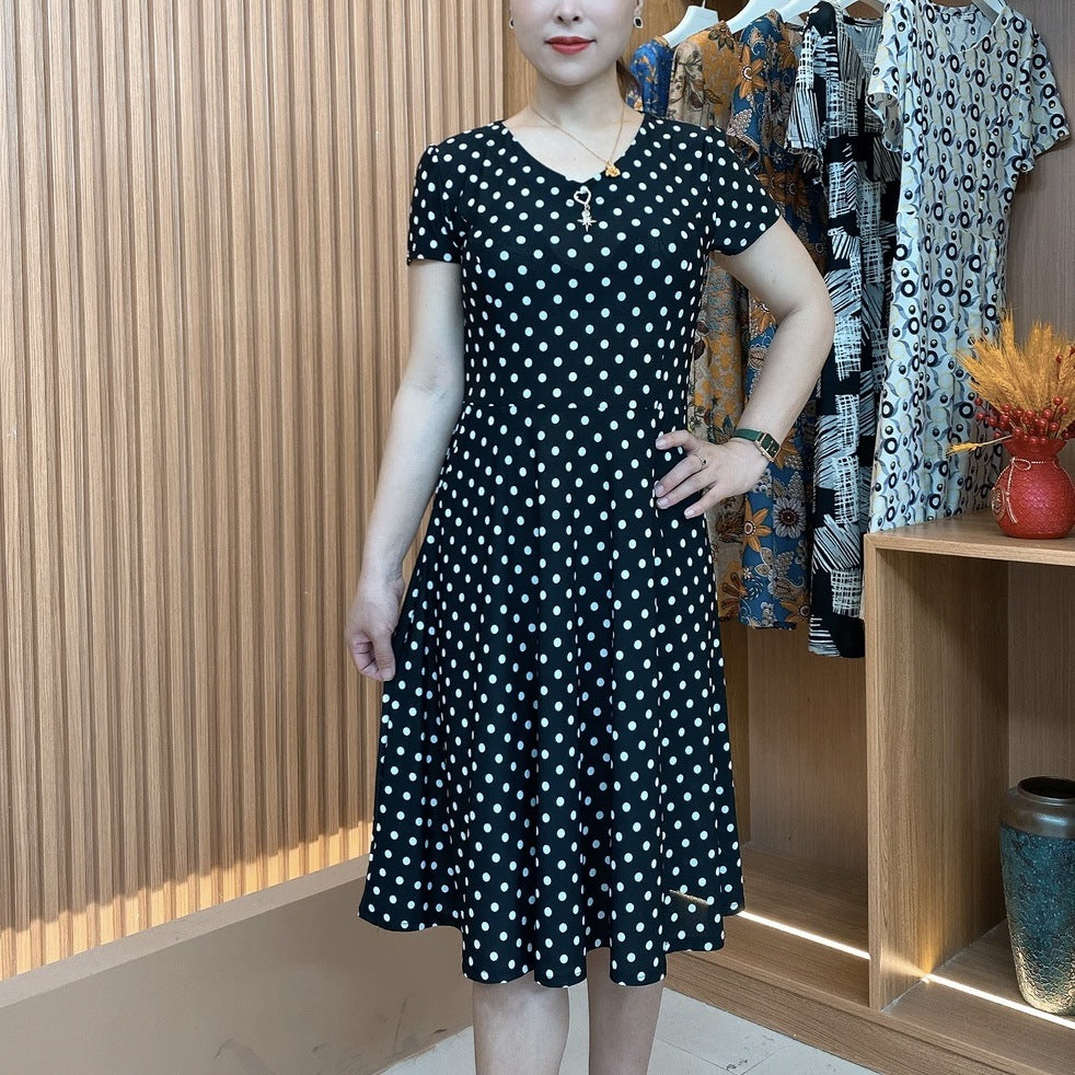 A loose MIDI dress that covers the belly