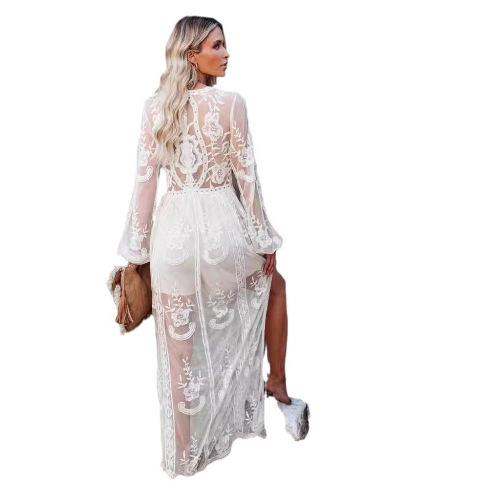 Lace long-sleeved V-neck dress